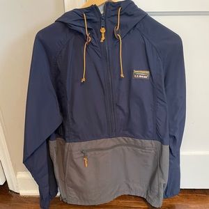 Like New L.L. Bean Men’s Mountain Classic Anorak Medium